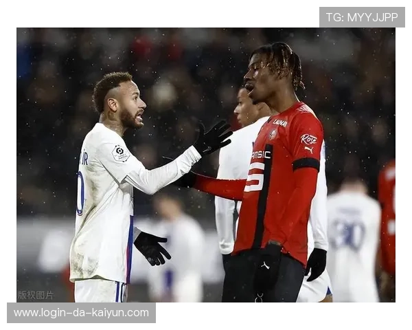 内马尔突发灵感创作歌曲段落，团队录制幕后流出