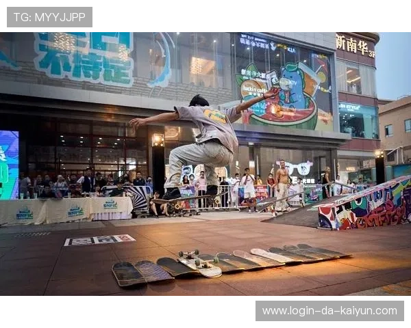世界滑板学校在青训中提供创业支持与赛事运营培训拓展职业路径